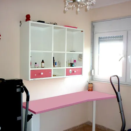Maria's Beach House בית נופש *